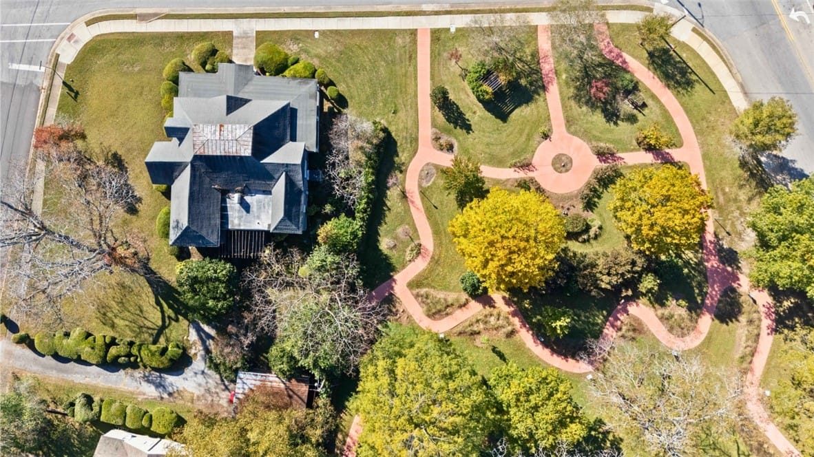 609 Geneva Street, Opelika, AL, 36801 — Photo 3