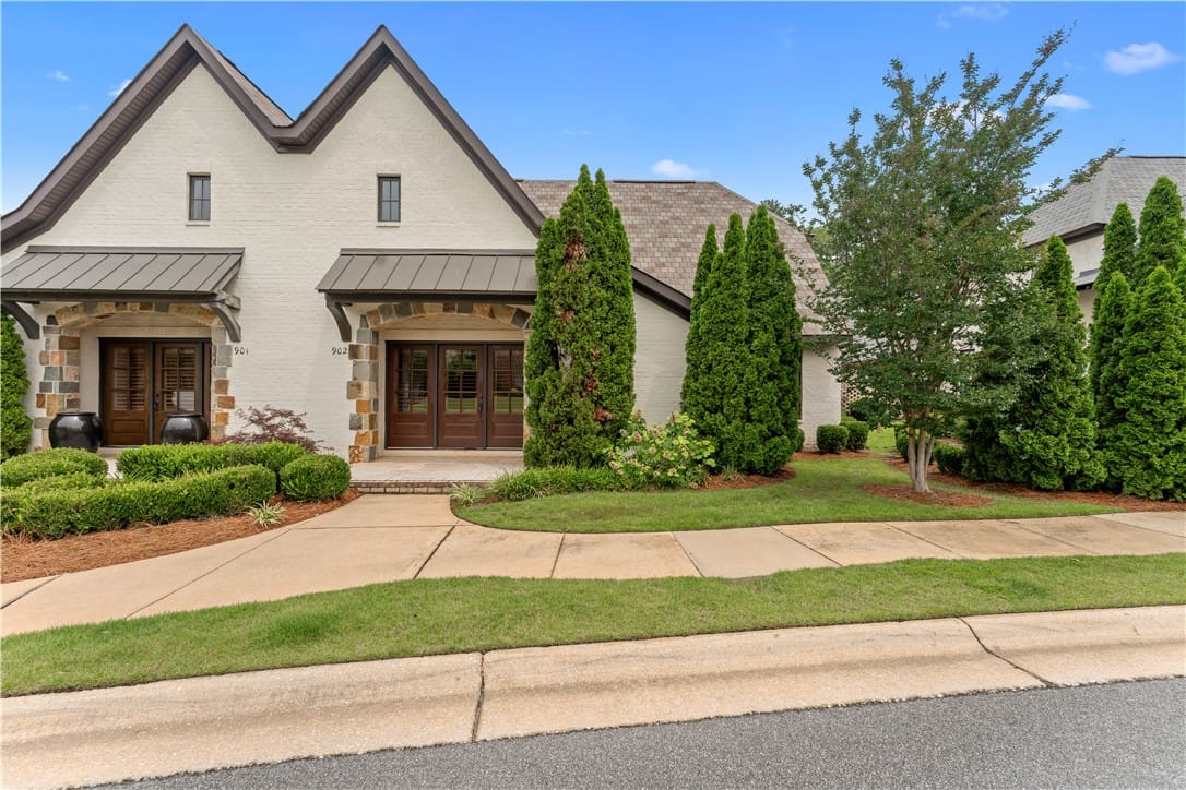 1794 Covington Ridge UNIT 902, Auburn, AL 36830