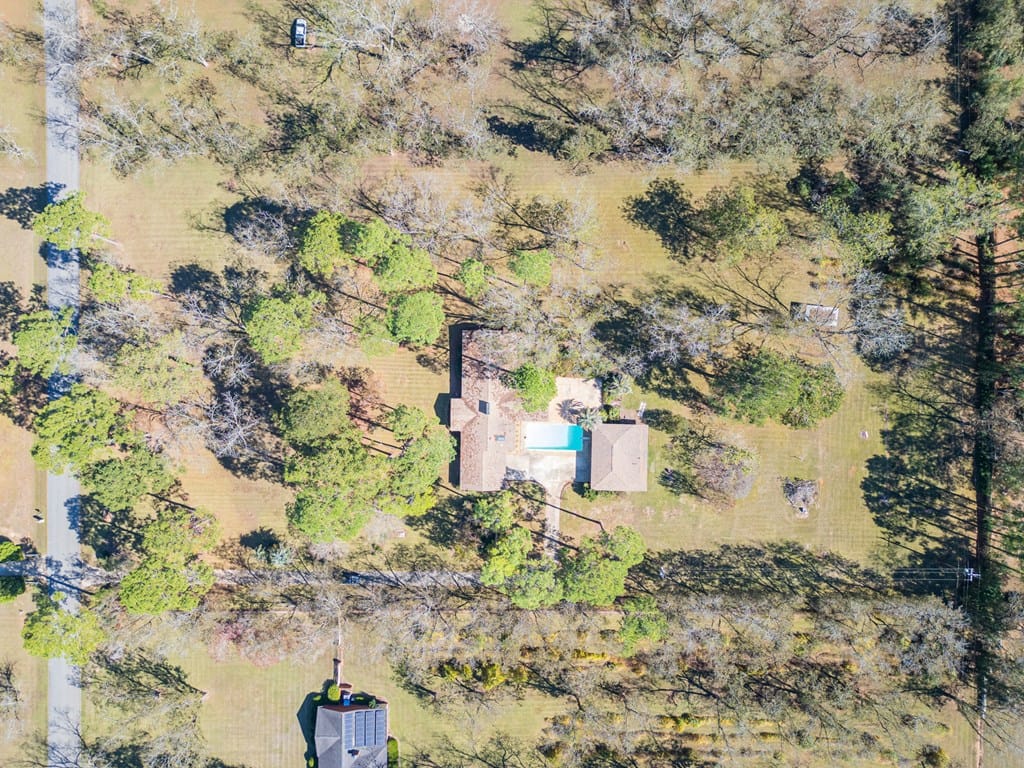 4912 Holly Hill Rd, Albany, GA 31721