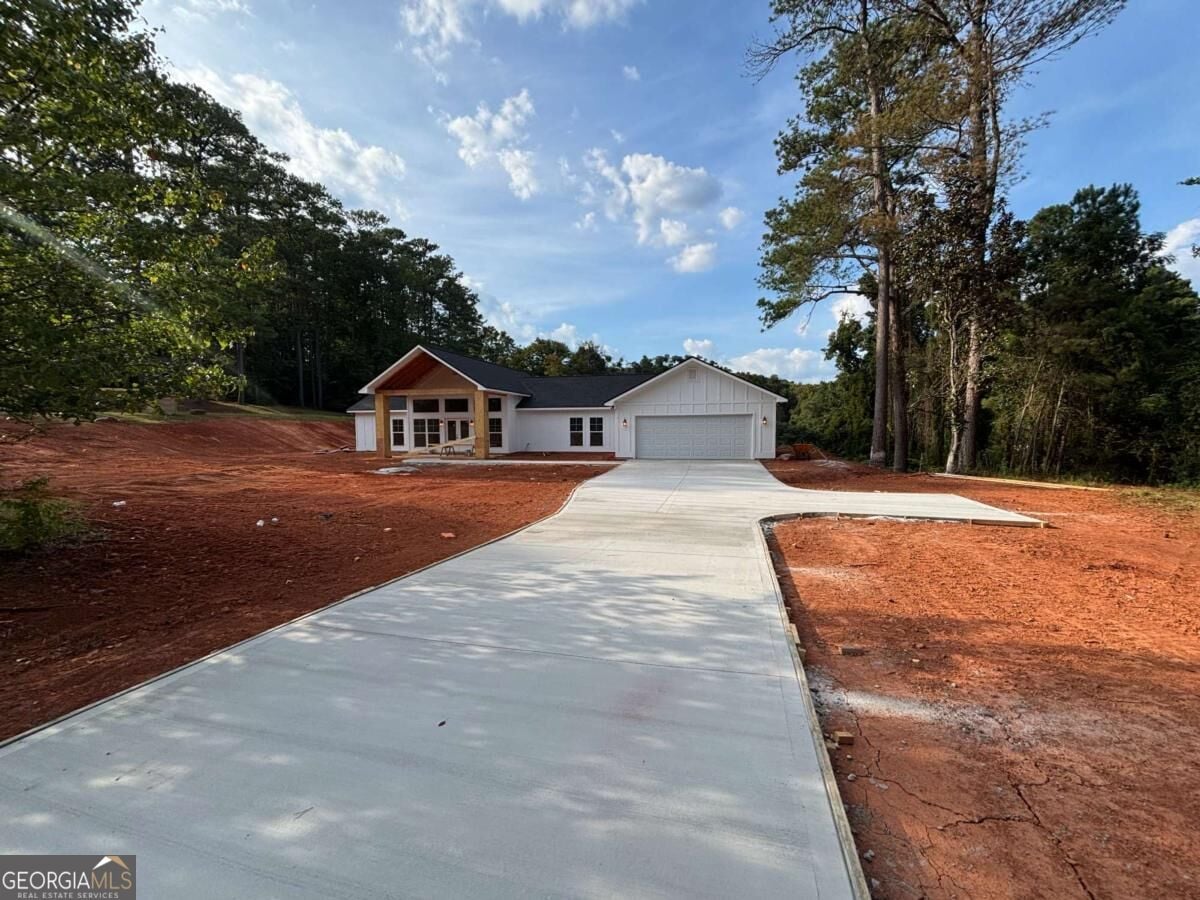 960 Cameron Mill Rd, LaGrange, GA 30240