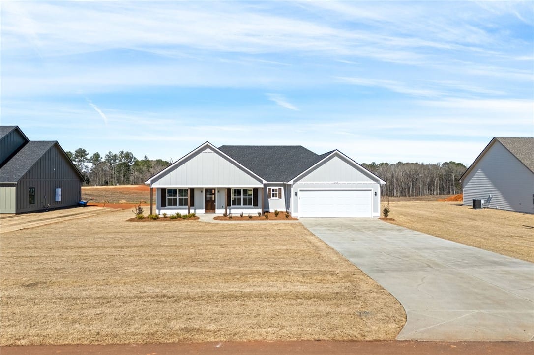 1113 30th Street East, Valley, AL, 36854