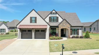 2936 LAKEVIEW, Opelika, AL, 36801