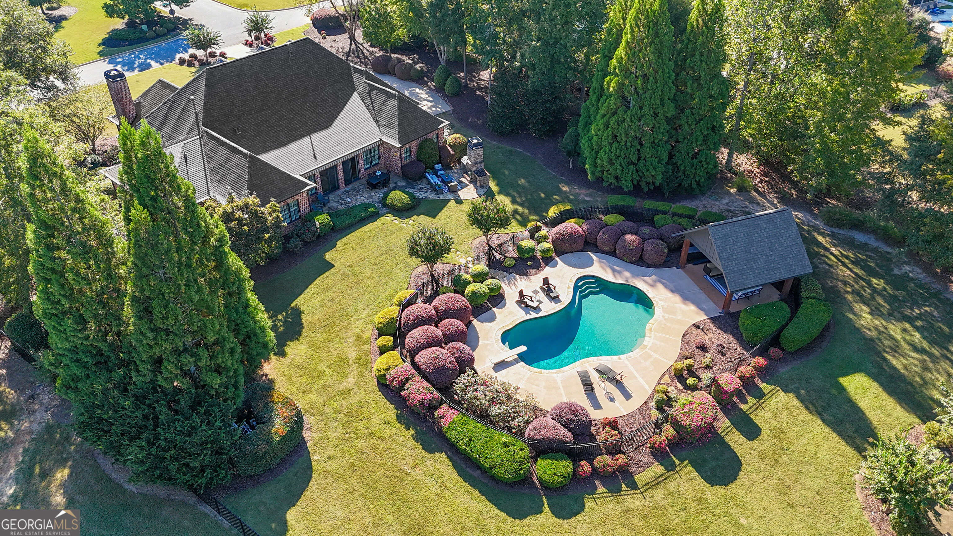 323 Beaumont Farms Dr, Sharpsburg, GA 30277