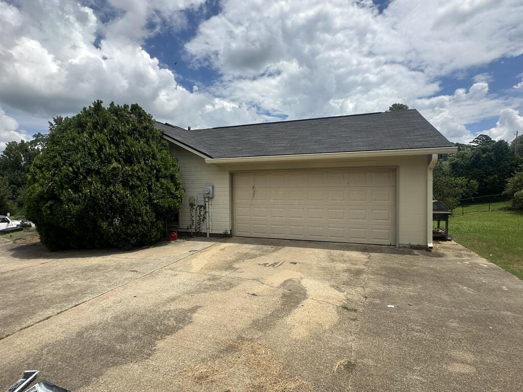 636 Wandering Ct, Columbus, GA 31907