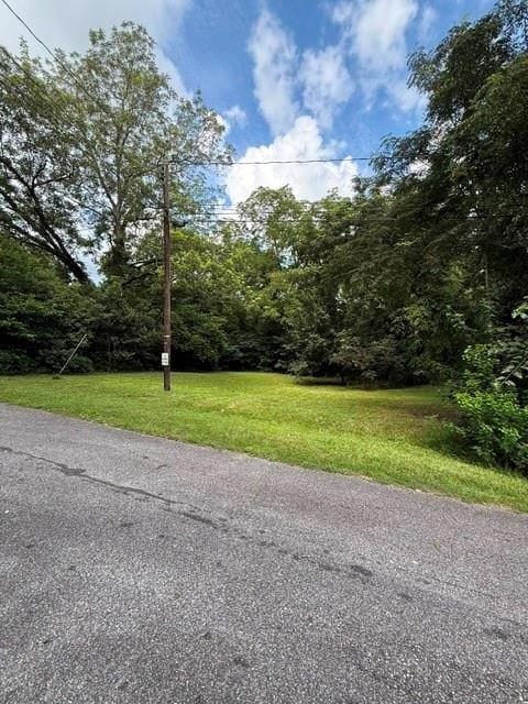 907 10th St, Phenix City, AL 36867