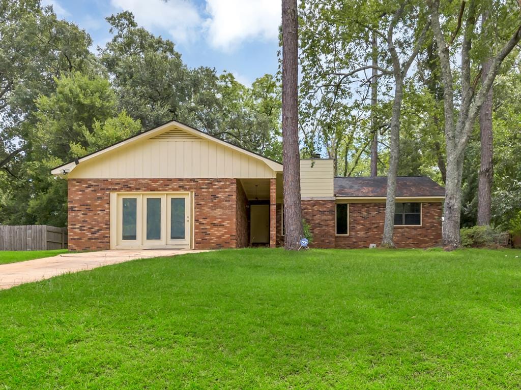 212 Raintree Drive, Albany, GA, 31705
