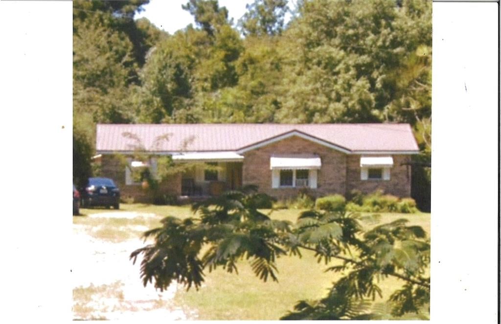 54 Sweetwater Branch Rd, Fort Mitchell, AL 36856, USA
