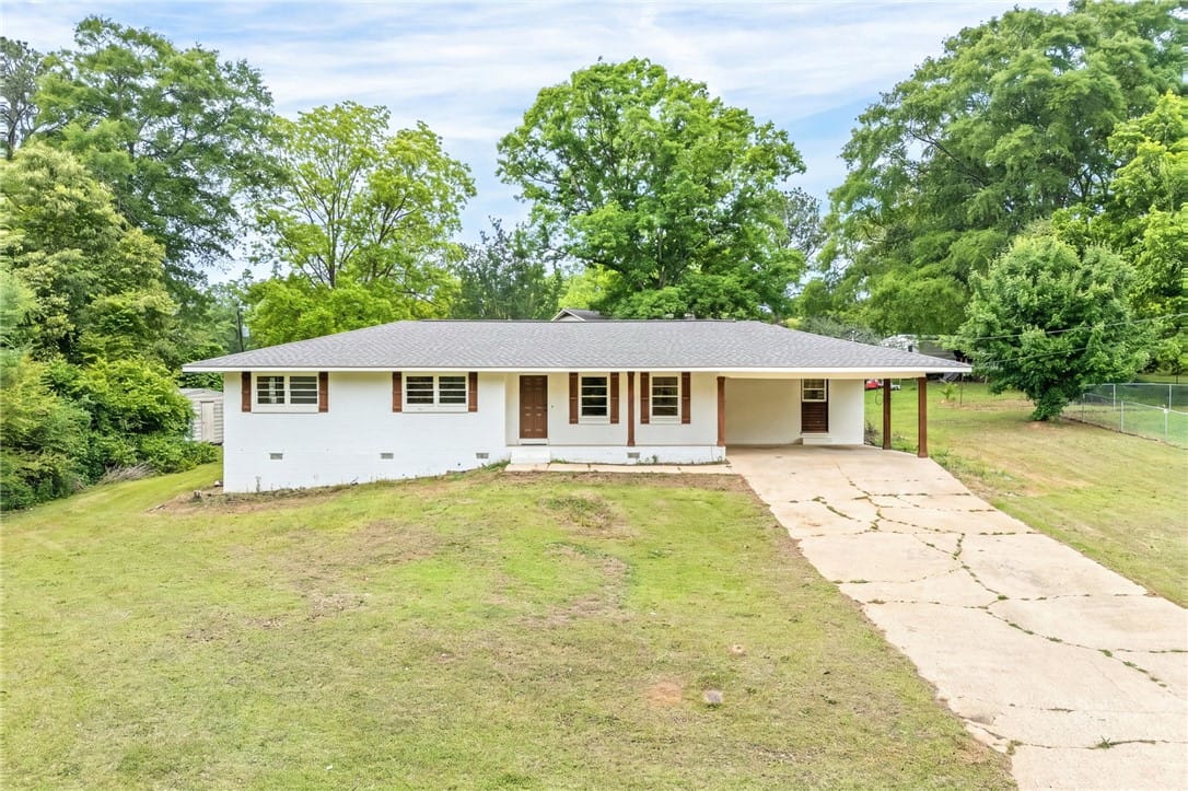 44 Carol Street, Alexander City, AL, 35010