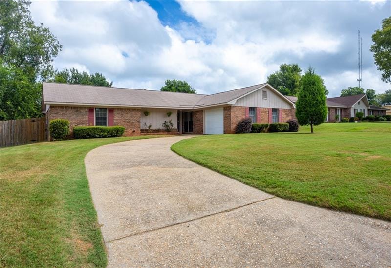 1406 Melanie, Phenix City, AL, 36867