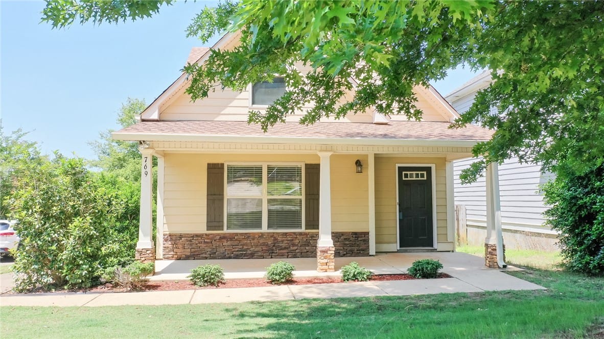 769 Hunter, Auburn, AL, 26832