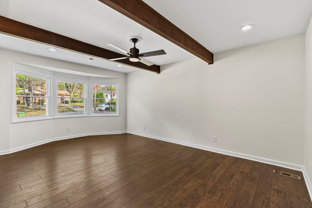 547 Fair Oaks Dr, Columbus, GA 31906