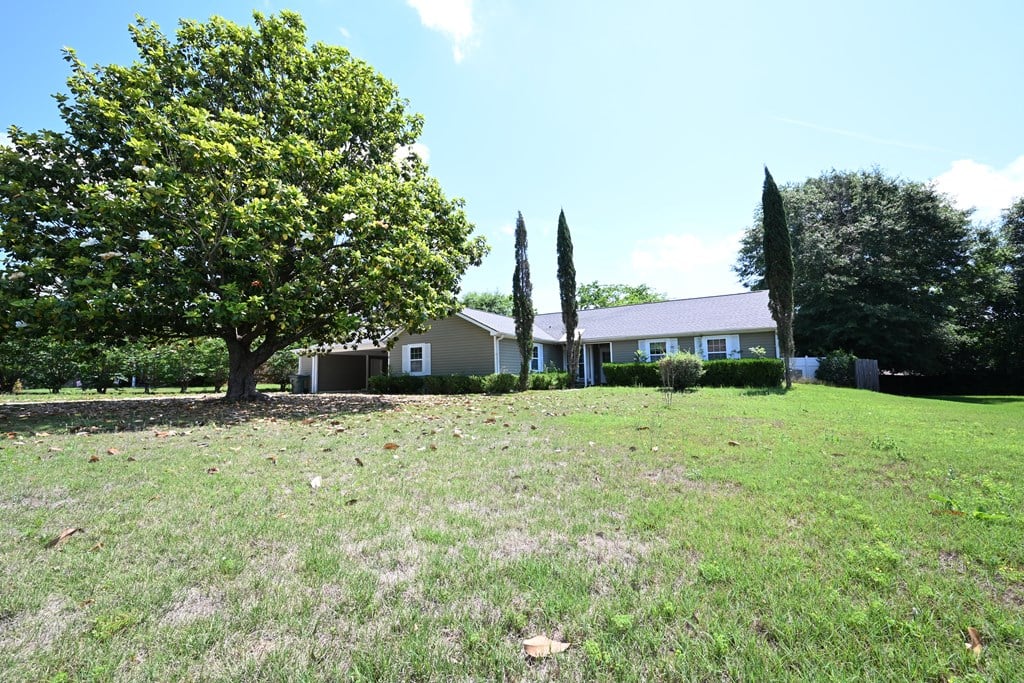 267 Barbara Dr, Ozark, AL 36360