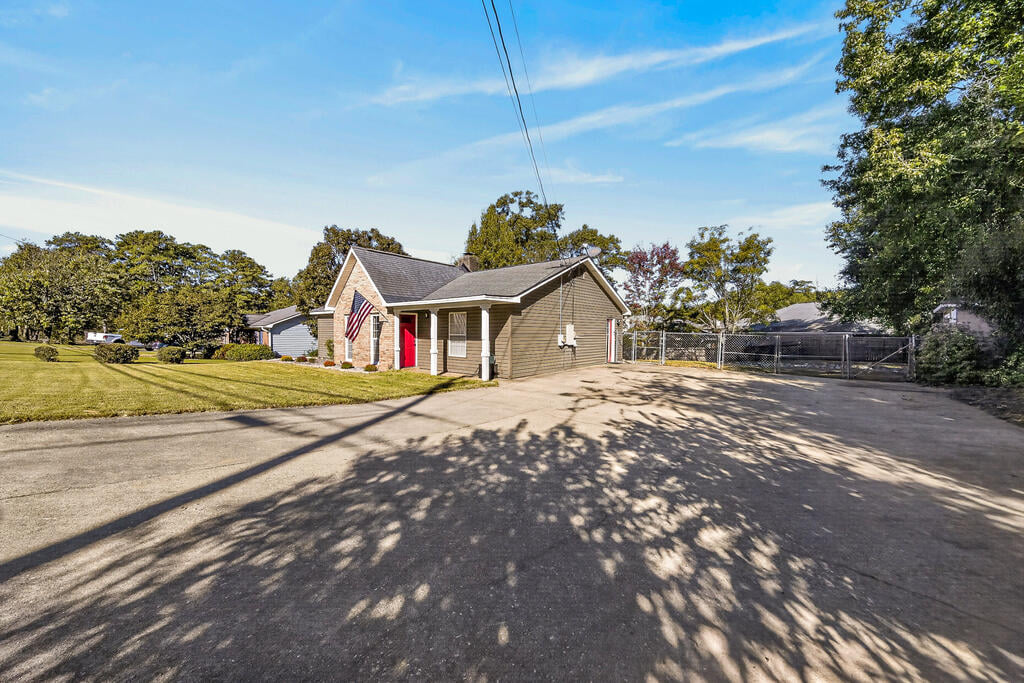 1985 Lee Road 0427, Phenix City, AL, 36867