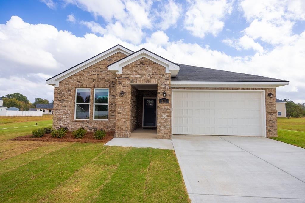 213 Ivy Glen Drive, Perry, GA, 31069