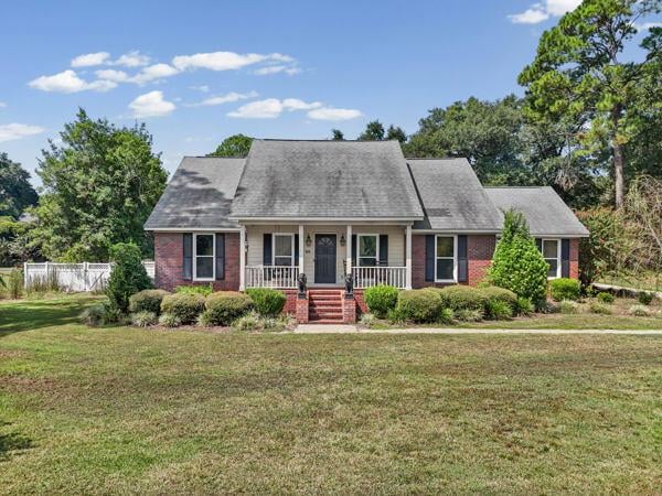 131 Doris Dr, Leesburg, GA 31763