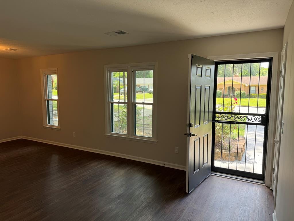 3725 Montrose Dr, Columbus, GA 31906