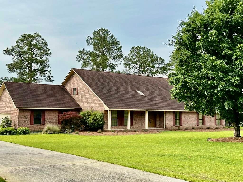 5704 East Forest Lake Drive, Tifton, GA, 31794
