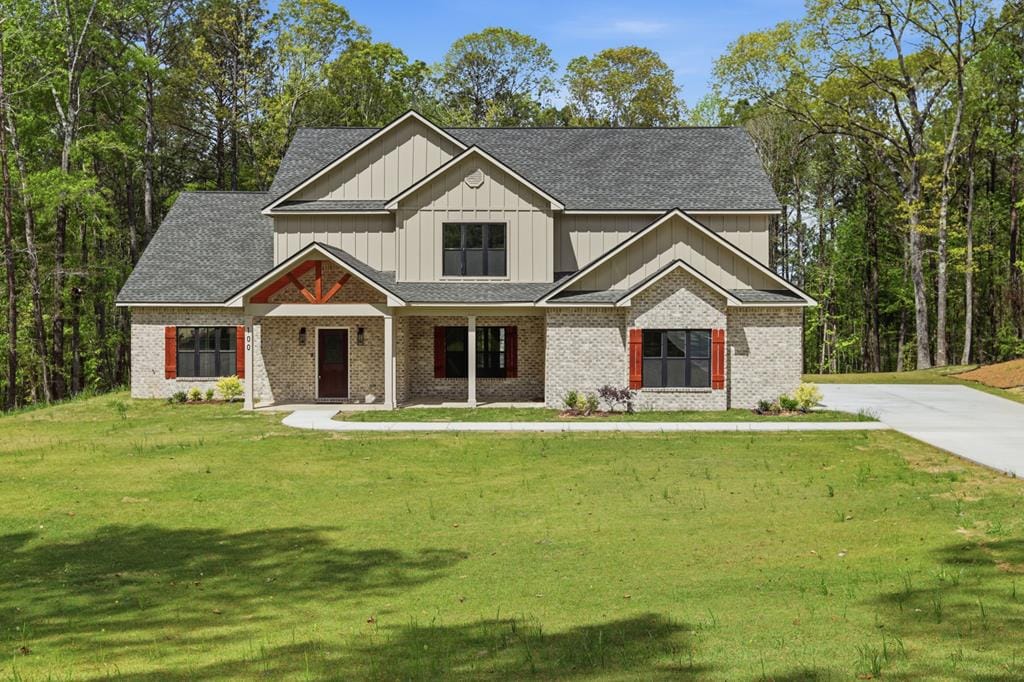 100 Canterbury Dr, LaGrange, GA 30241