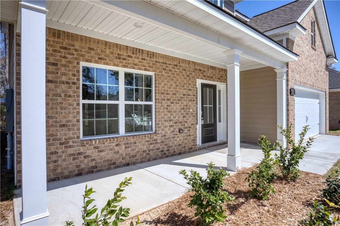 165 MEADOWLARK, Smiths Station, AL, 36877