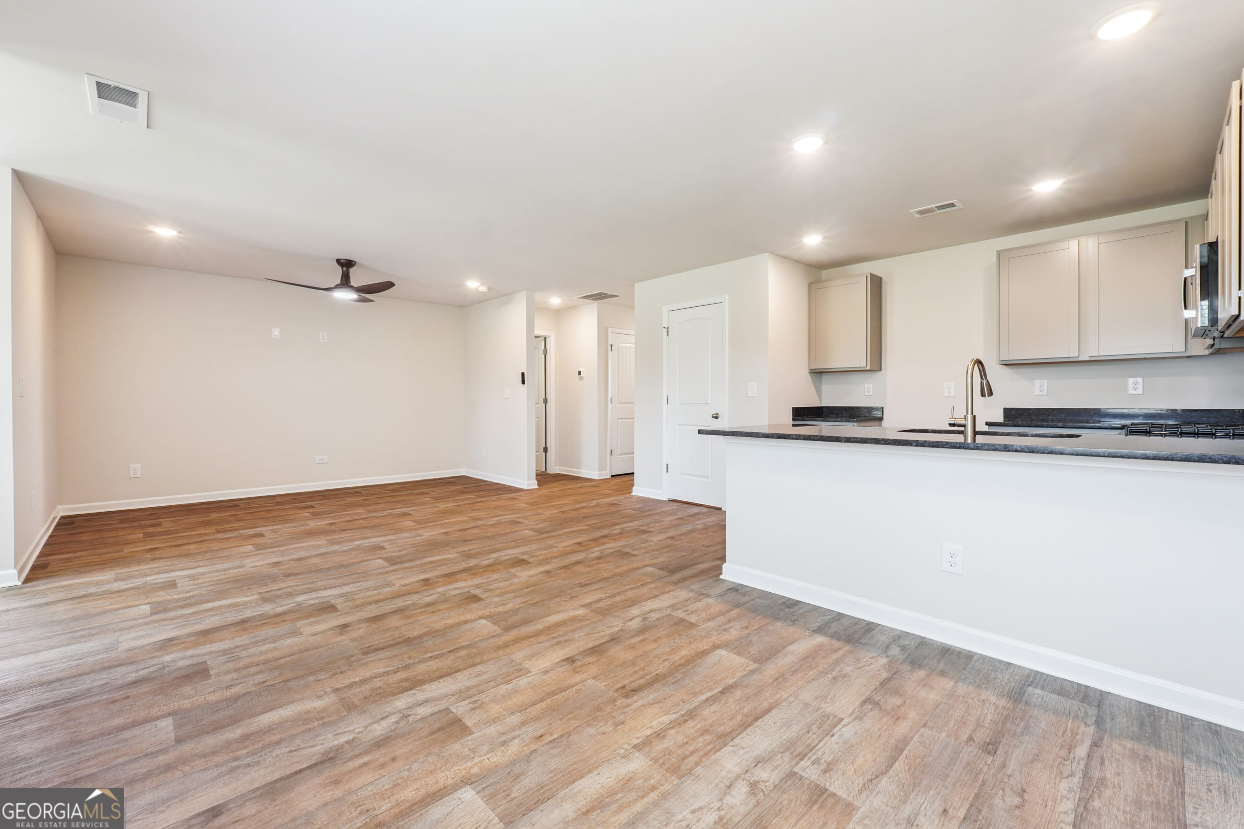 202 Harris Walk, West Point, GA 31833