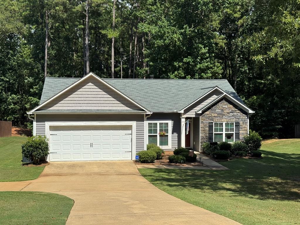 135 Amhurst Drive, West Point, GA, 31833