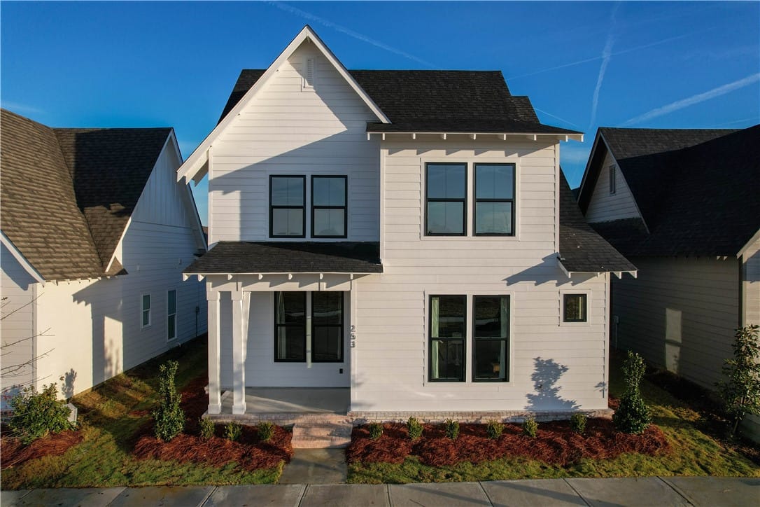 208 BOTTLE, Auburn, AL, 36830