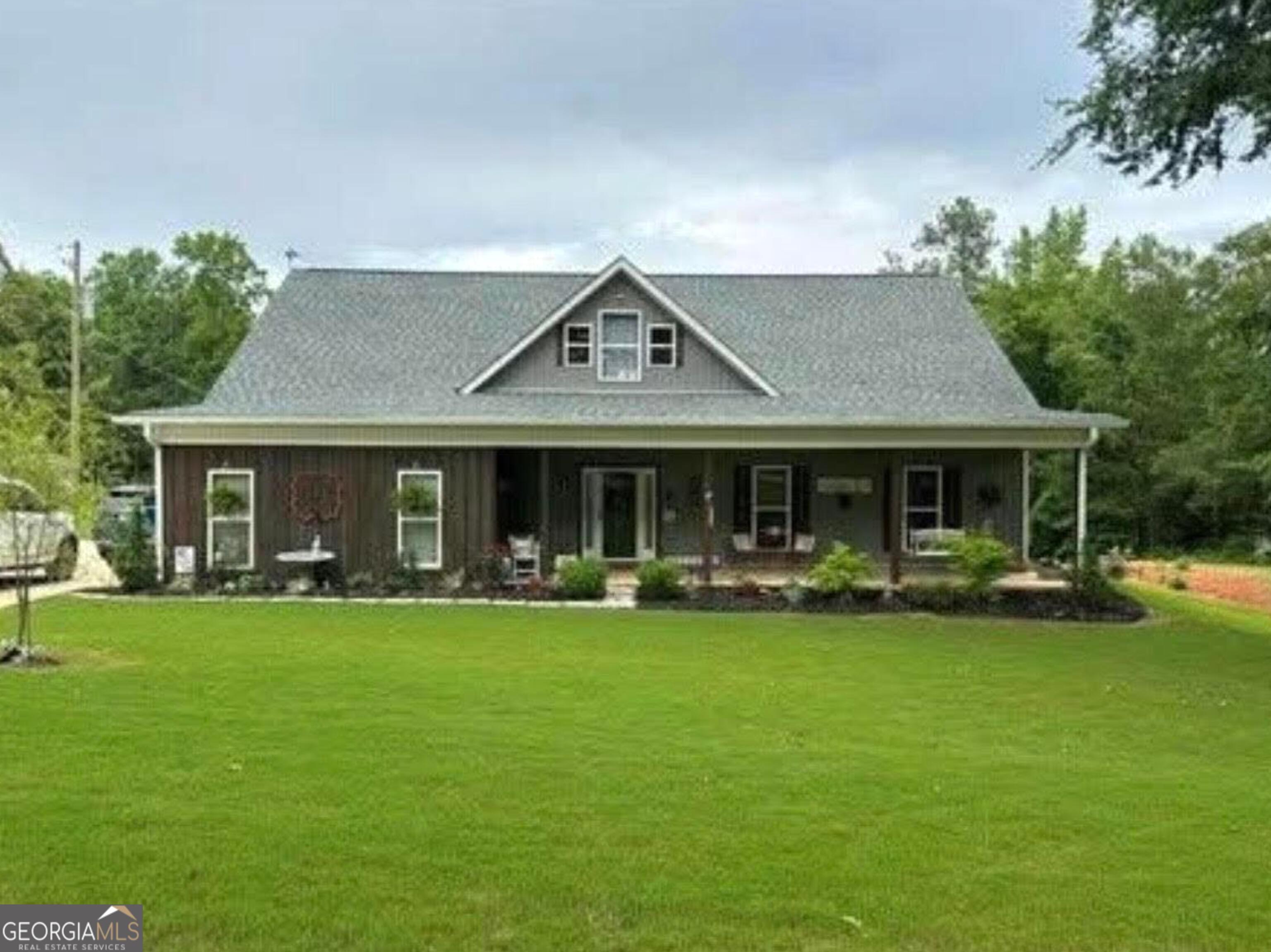 570 Co Rd 79, Roanoke, AL 36274