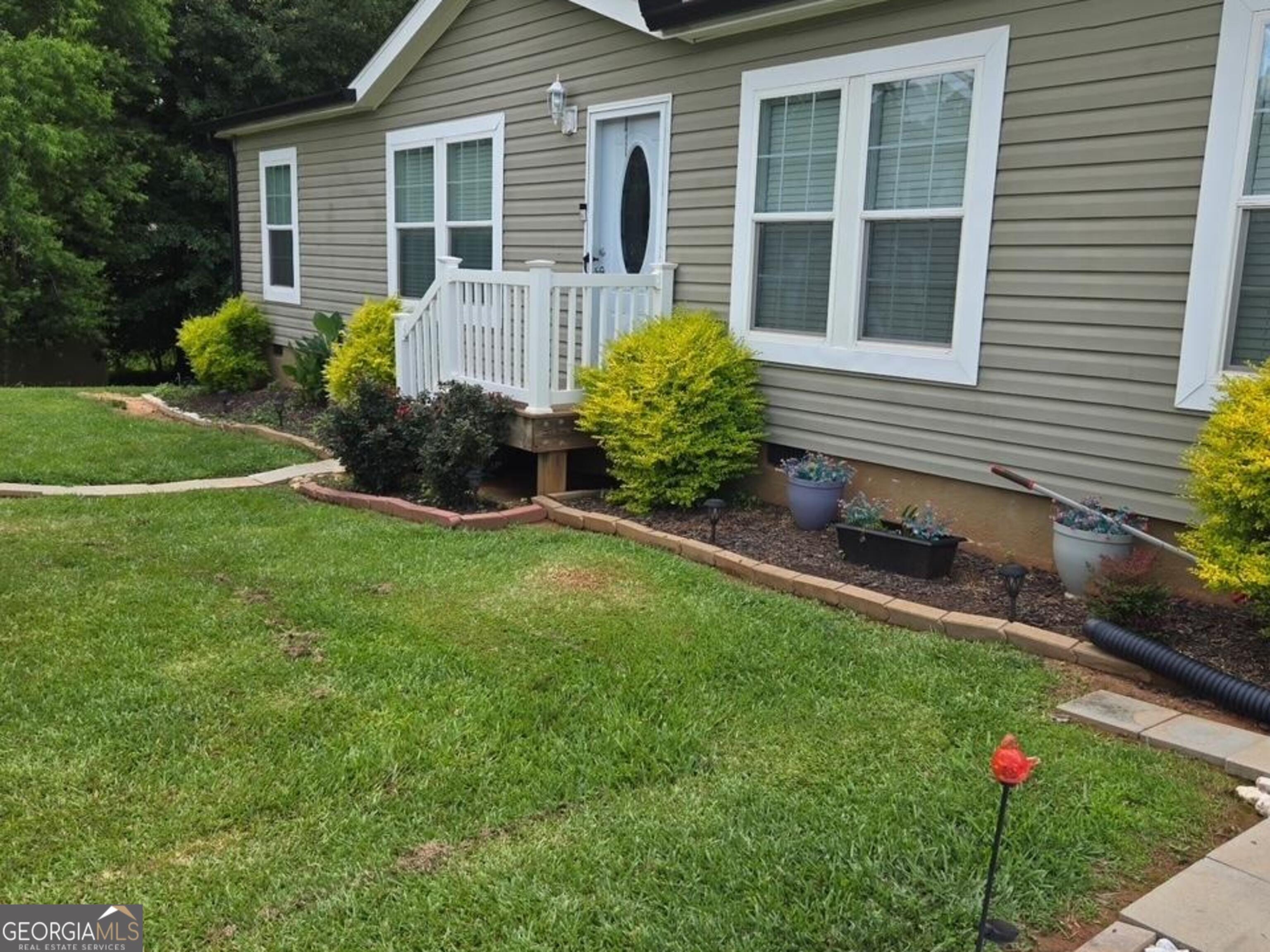 50 Meadowview St, Newnan, GA 30263