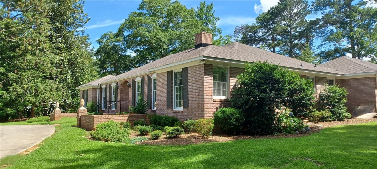 2104 Oak Bowery Rd, Opelika, AL 36801, USA — Photo 1