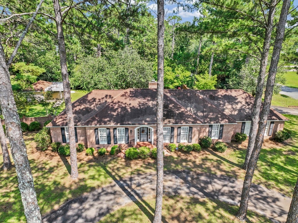 2520 E Alberson Dr, Albany, GA 31721