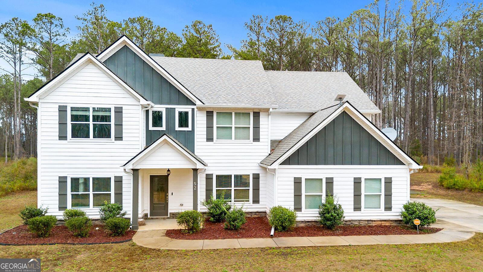 52 Hidden Lake Tr, Pine Mountain, GA 31822