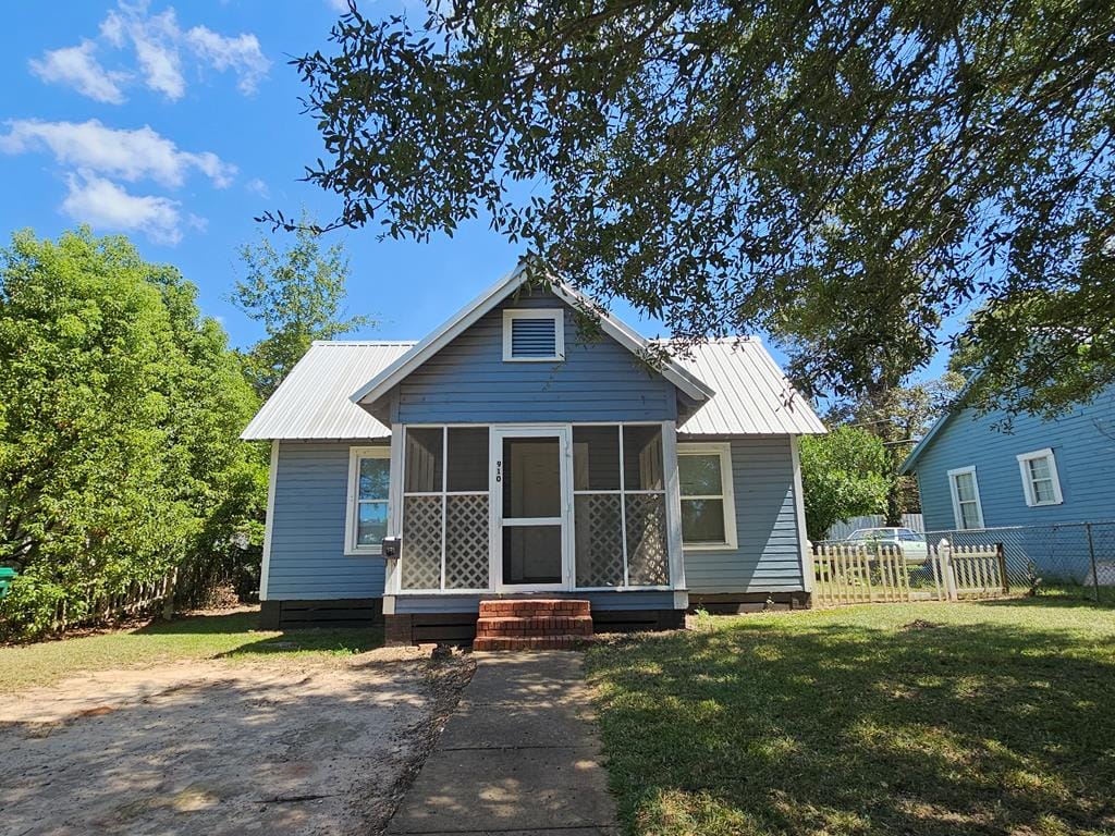 910 North Jackson Street, Albany, GA, 31701
