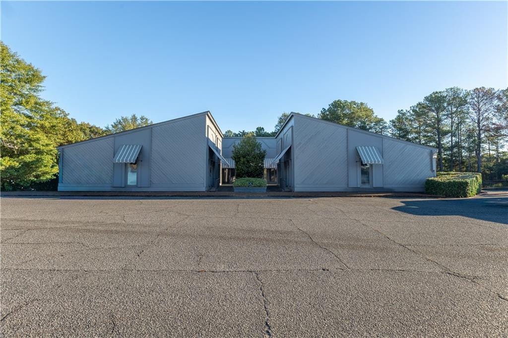 5624 Whitesville Rd, Columbus, GA 31904