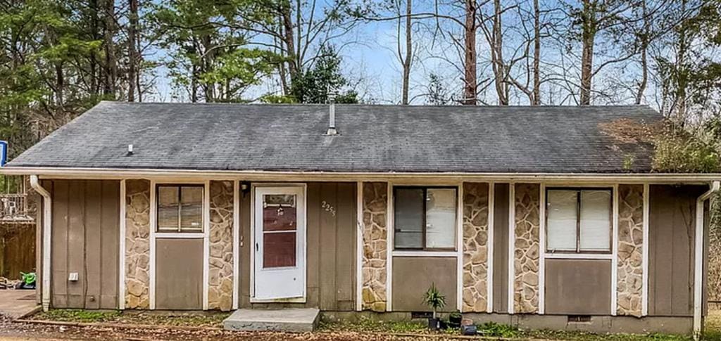 2255 Cherokee Valley Circle, Lilburn, GA, 30058