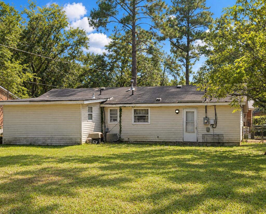 715 Cantrell Ln, Albany, GA 31705