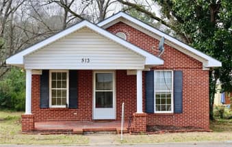 513 Donahue, Auburn, AL, 36832