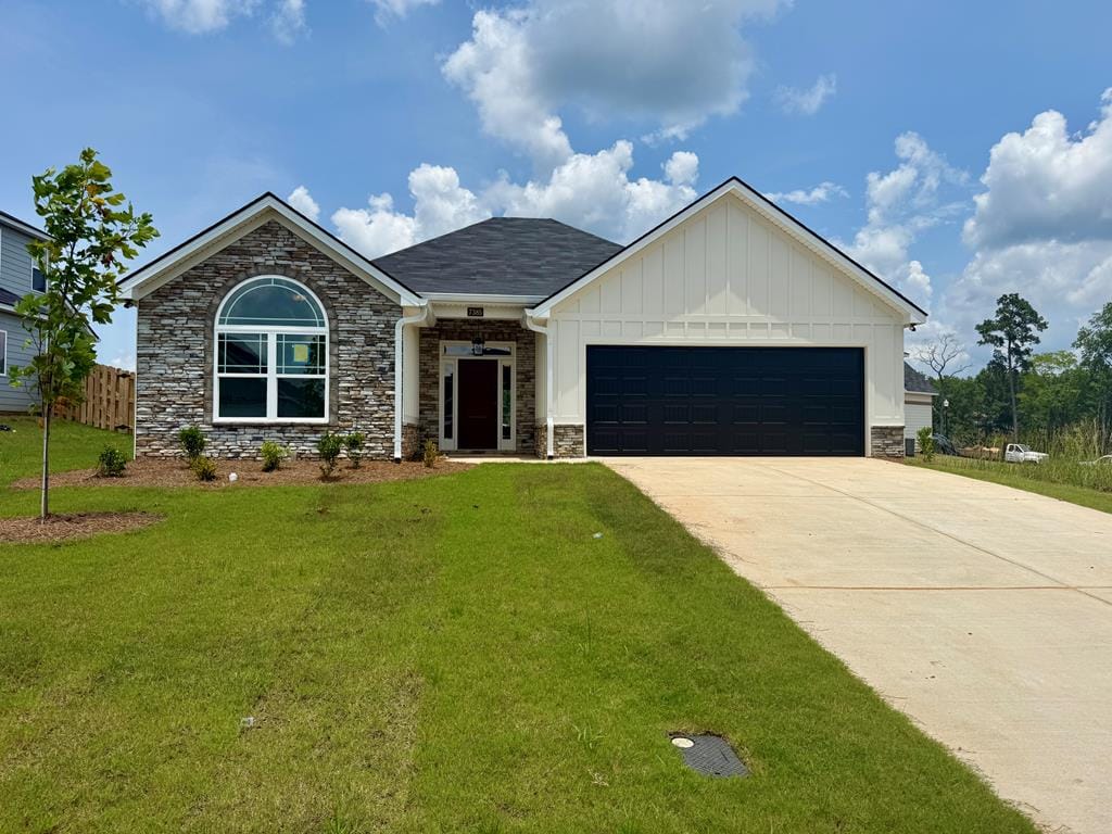 7385 Pine Tar Dr, Midland, GA 31820