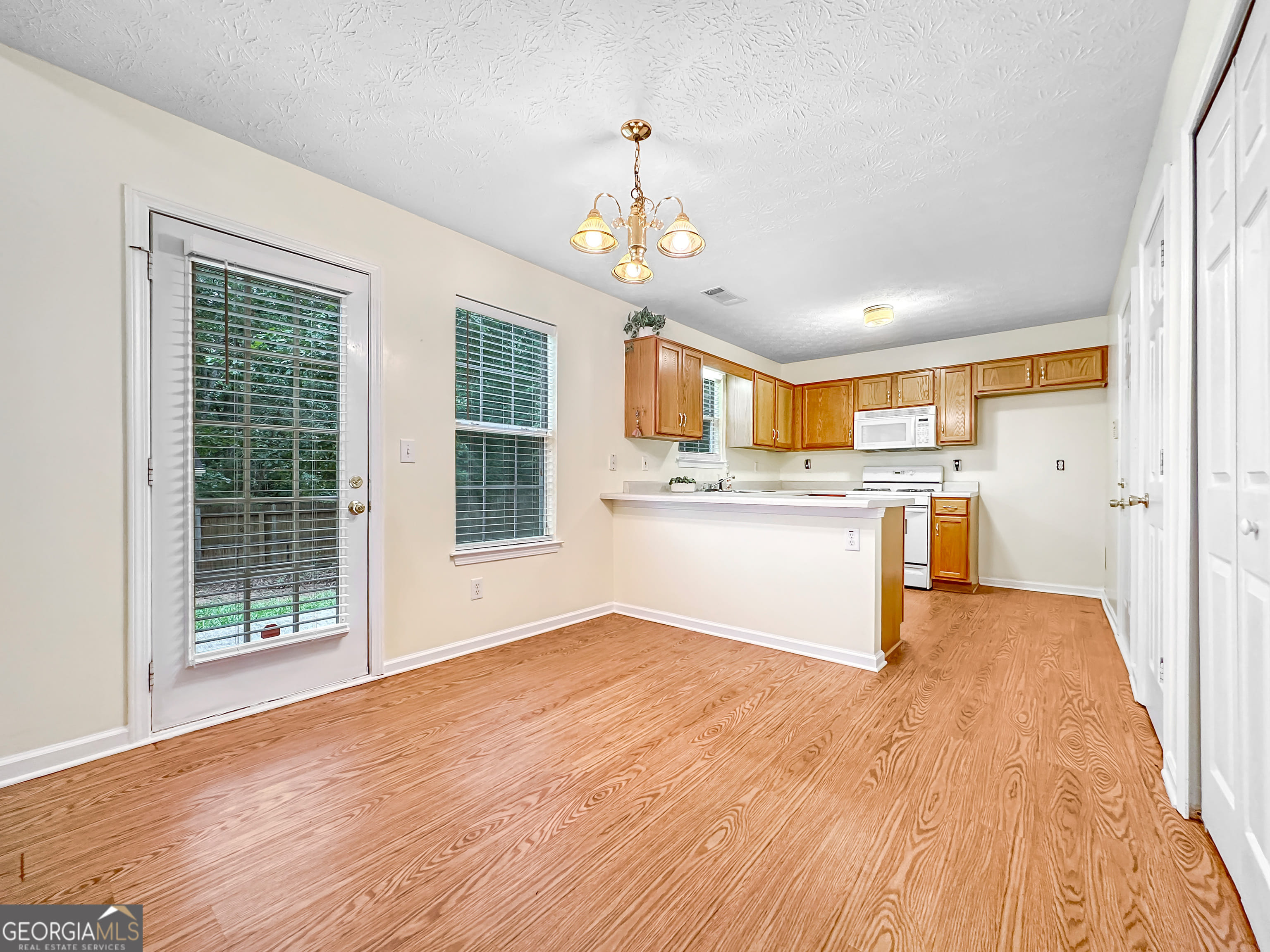 20 Hayward Bishop Ct, Senoia, GA 30276