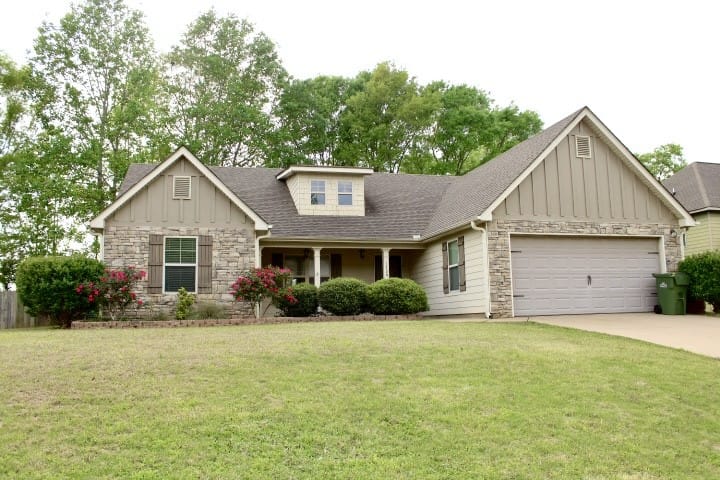 2409 VALLEY, Valley, AL, 36854