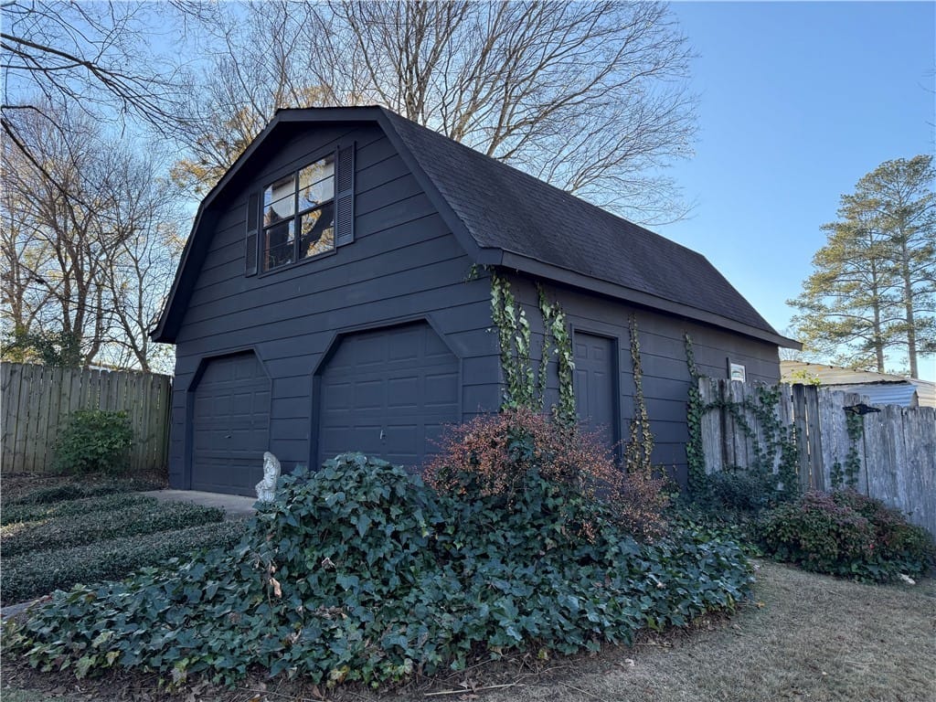 2703 19th Court, Valley, AL, 36854 — Photo 3