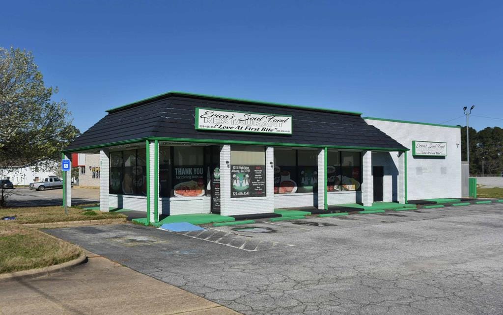 303 East Oakridge Drive, Albany, GA, 31705