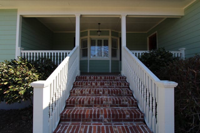 920 SANDERS, Auburn, AL, 36830, Front Porch