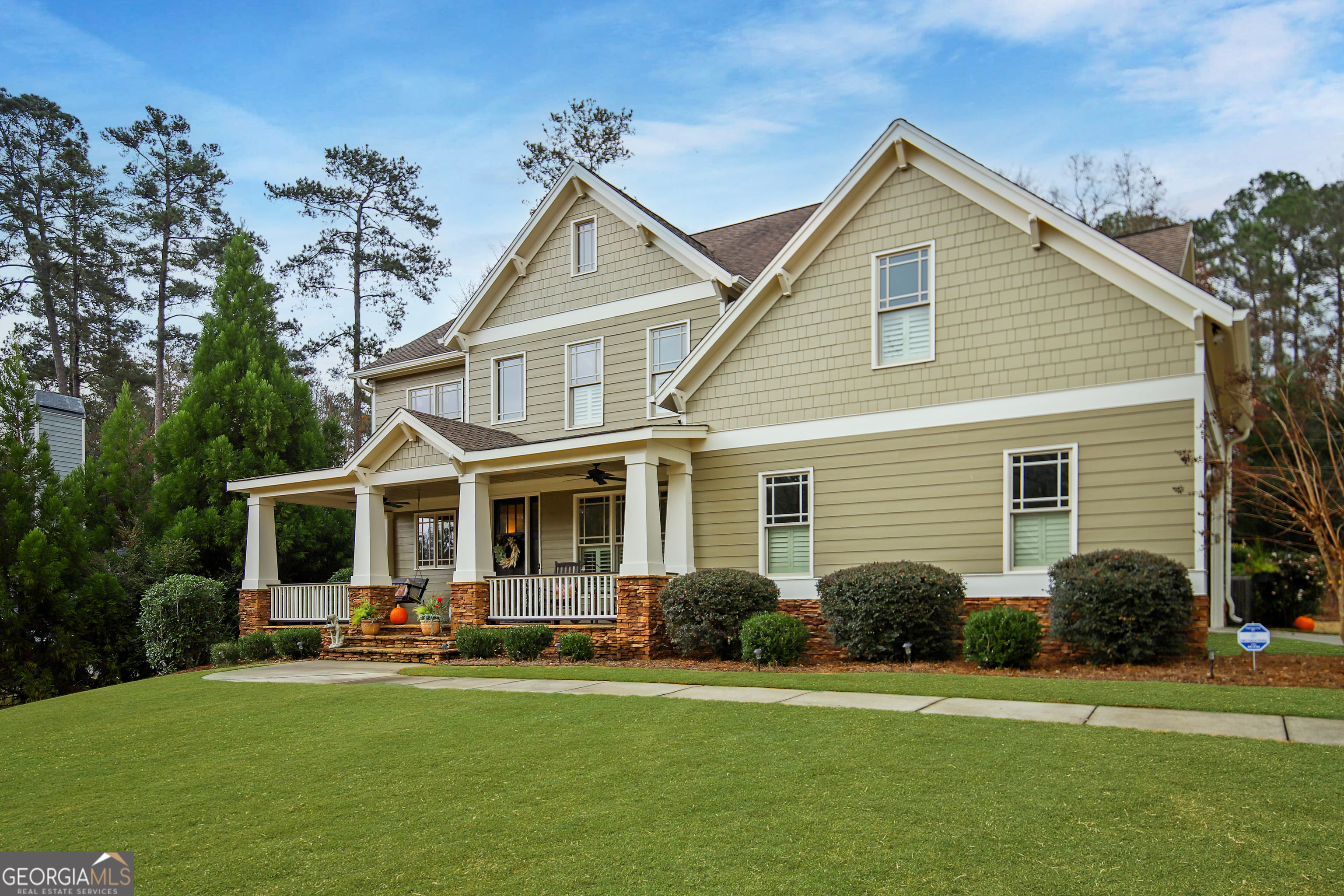 102 Millridge Dr, LaGrange, GA 30240
