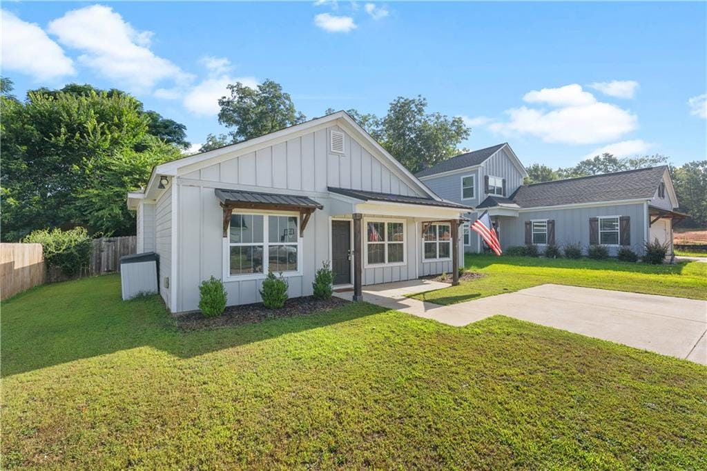 9 Gardner Wy, Phenix City, AL 36869
