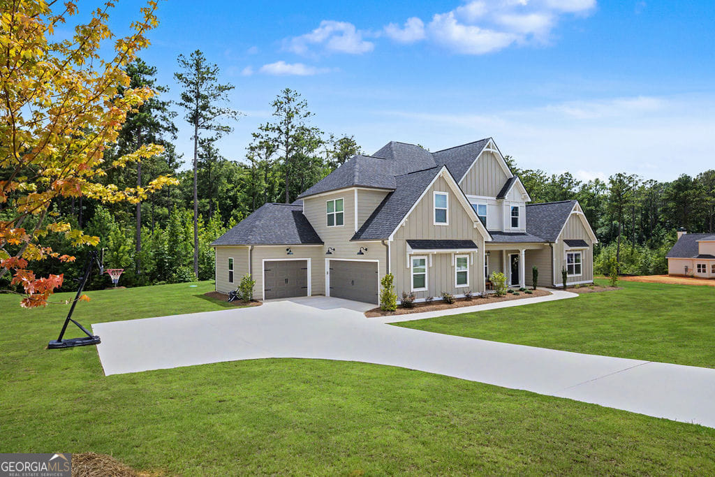 400 Atlantica Dr, Newnan, GA 30263
