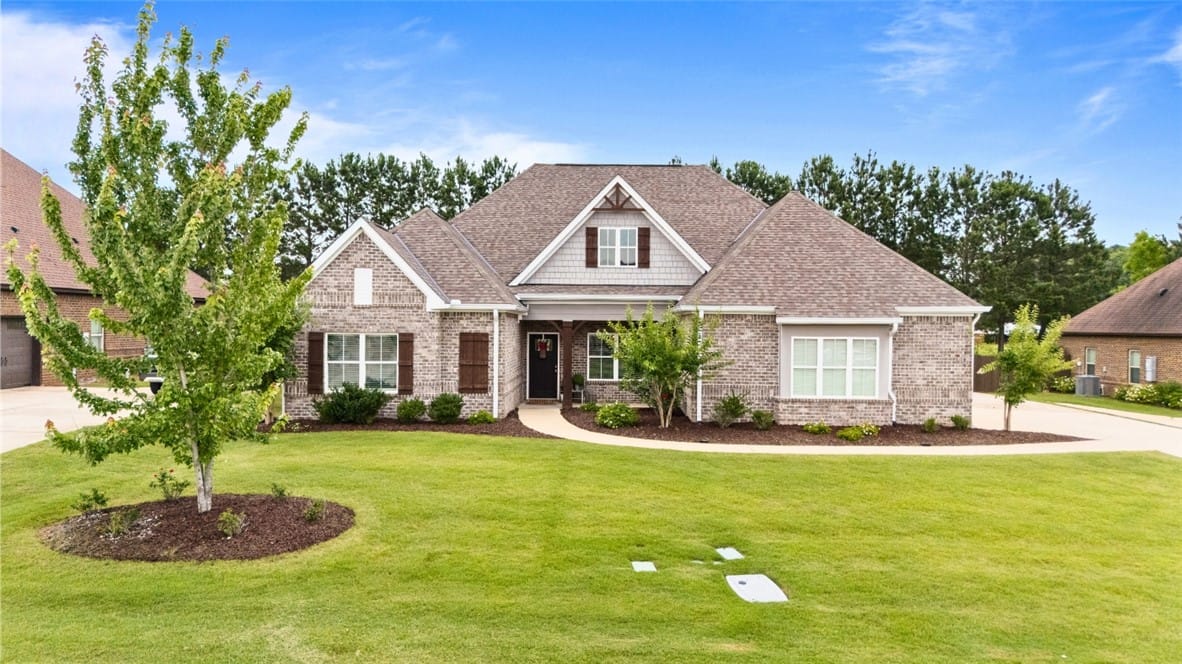 739 E Towne Lake Pkwy, Opelika, AL 36804