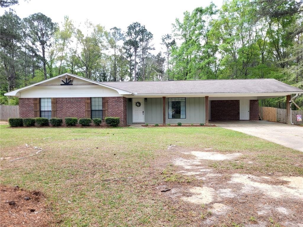 4223 24th St SW, Lanett, AL 36863