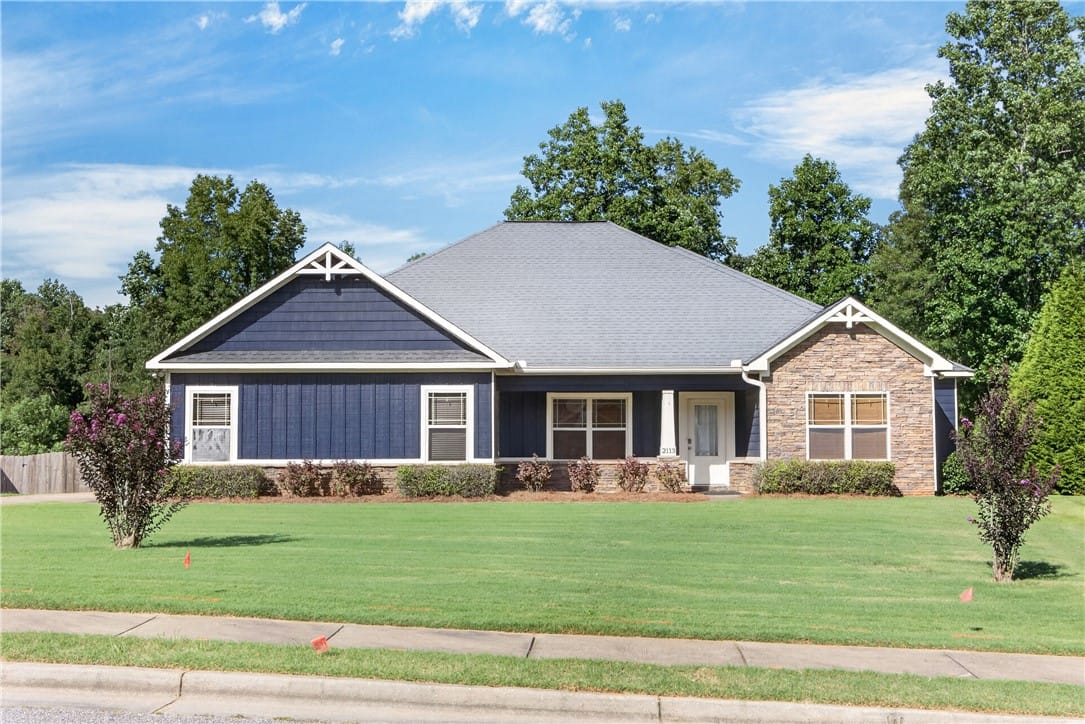 2113 Rockledge Circle, Opelika, AL, 36801