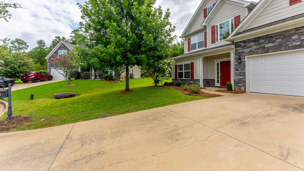 9260 Garrett Lake Dr, Midland, GA 31820