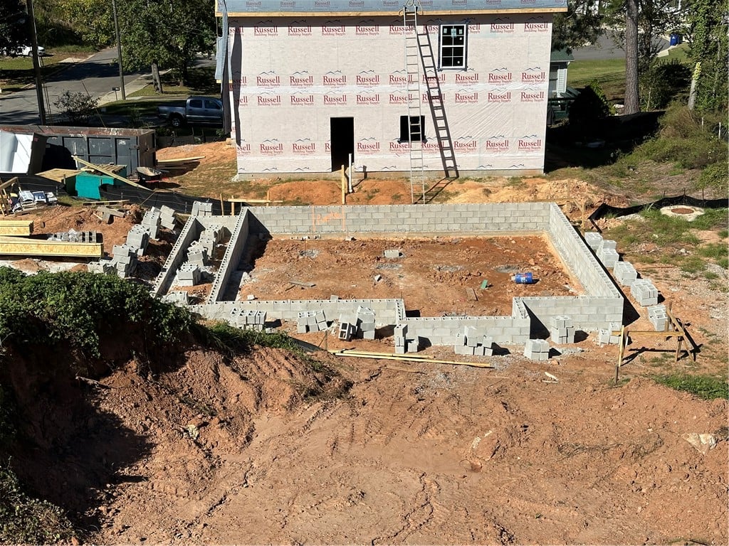 660 Alberta St, Auburn, AL 36832, Crawl space  foundation